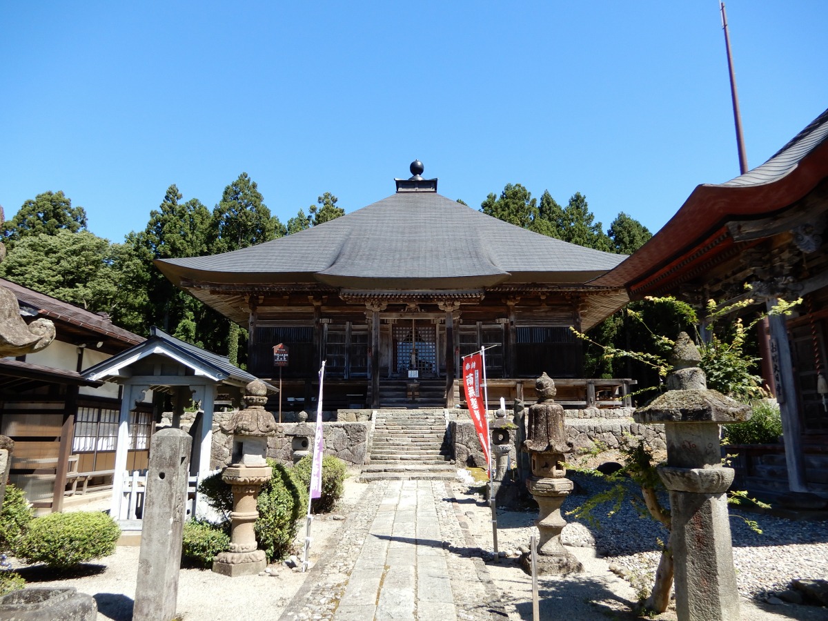 羽黒山 正善院（羽黒山 修験本宗）/ 庄内三十三観音 第1番 ｜観光