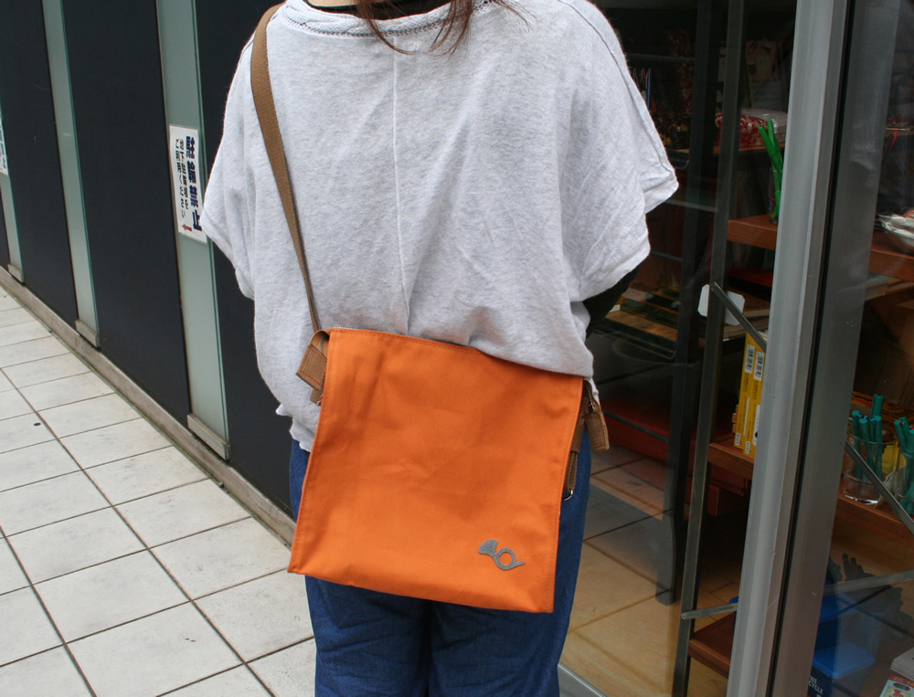 月光荘 画材店 銀座 キャンバスバッグ】 月光荘の名品が教えてくれる