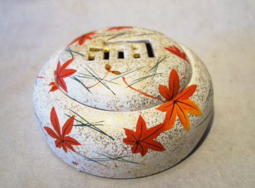 平安与山造 与山窯 藤裏葉の京焼香炉金彩の装飾 平安与山造 与山窯 藤