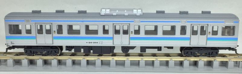 211系2000番台 長野色 入線です。KATO 10-1425 6両セット | NGaugeJP