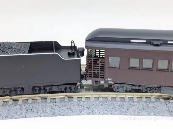 D51 200＋35系4000番台 SLやまぐち号を弄る。その1 KATO 10-1499