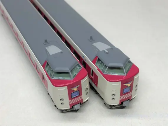 381系「ゆったりやくも」ノーマル編成 が入線しました～(^^♪ KATO 10