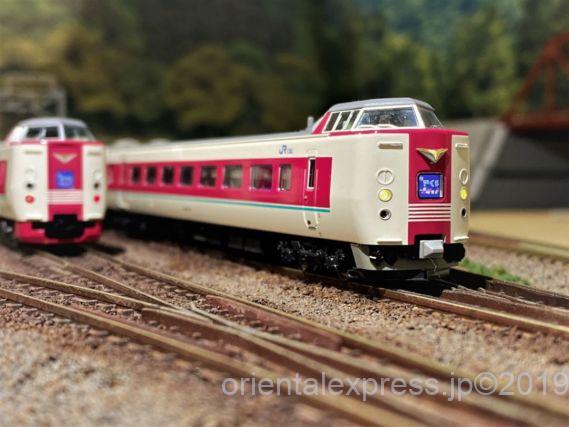 381系「ゆったりやくも」ノーマル編成 が入線しました～(^^♪ KATO 10