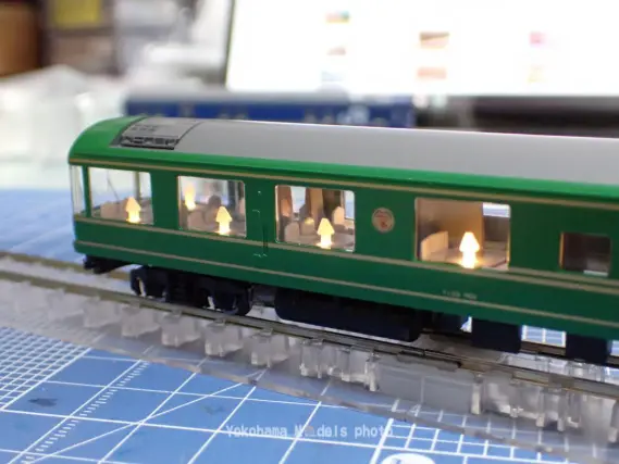 24系25形「夢空間北斗星」を弄る。その4 個室壁面シート TOMIX 92792