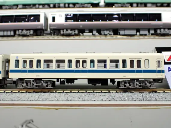 MA 小田急2400形 新塗装 非冷房 4両セット 品番：A2485 MICROACE