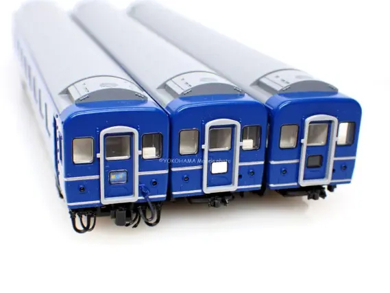 24系25形寝台急行「銀河」が入線です。 KATO 10-1998 | NGaugeJP