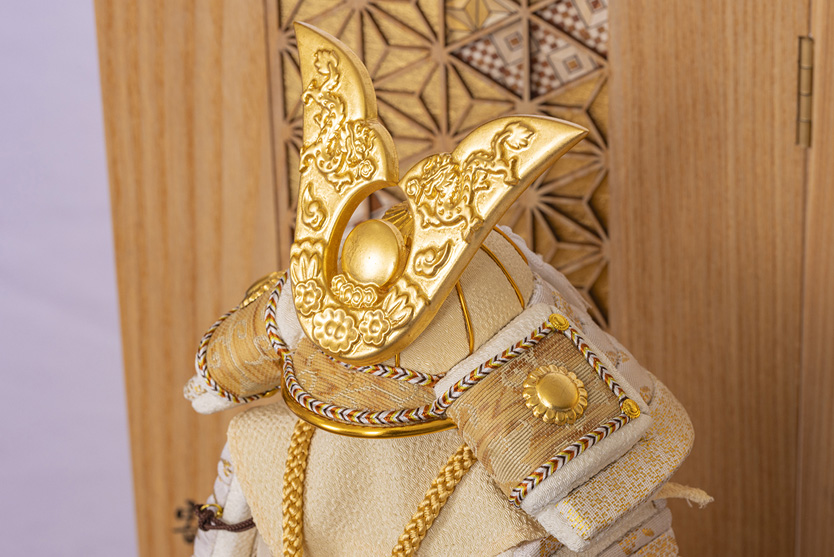 屋久杉 飾り扇 幅54cm 大型 壁掛け 彫刻 結び紐 木工芸品 Amazon.co.