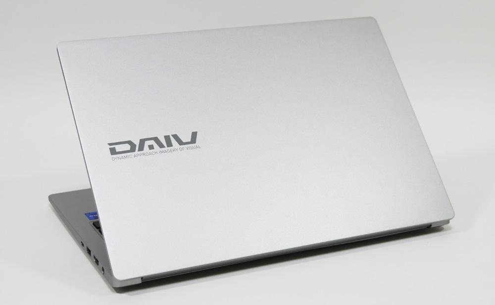 マウスコンピューター「DAIV 4P」の実機レビュー！約985gで超軽量