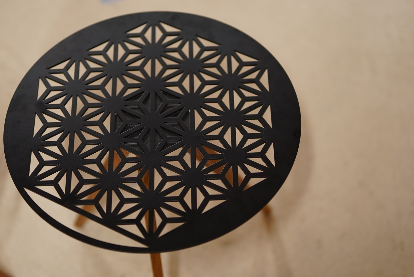 山のU asa of hexa（天板）mat black | sproutzero