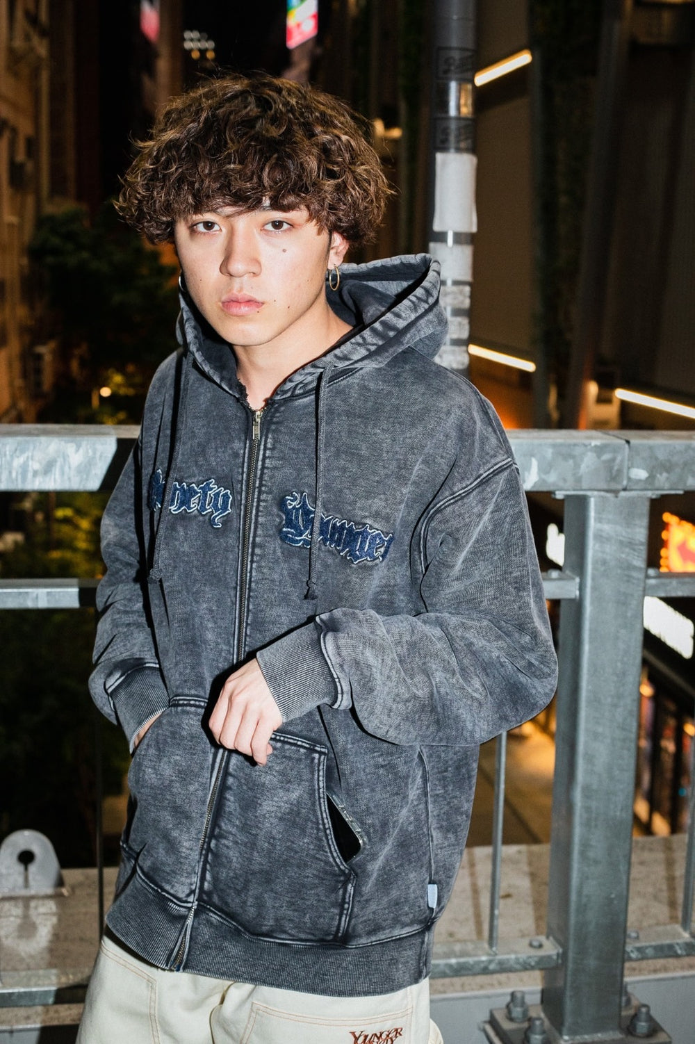 9090 グレー フードパーカー 【公式通販】