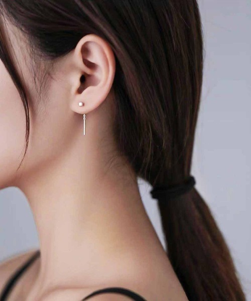 agete（アガット） ピアス K10ダイヤモンドピアス（0.02ct）「インスタ