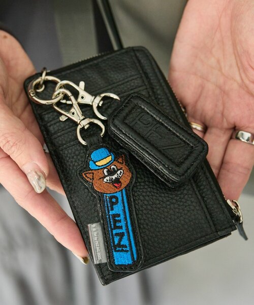 ear PAPILLONNER（イア パピヨネ） 財布 「PEZ(ペッツ)×ear」本革
