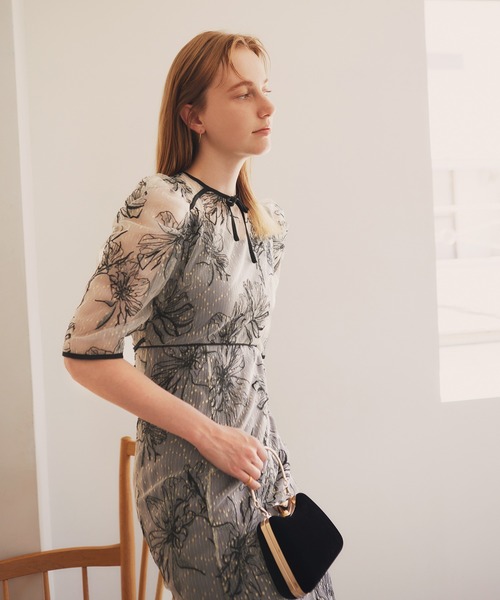 Leja（レジャ） ドレス 「LEJA」半袖花柄刺繍レースフロントバック