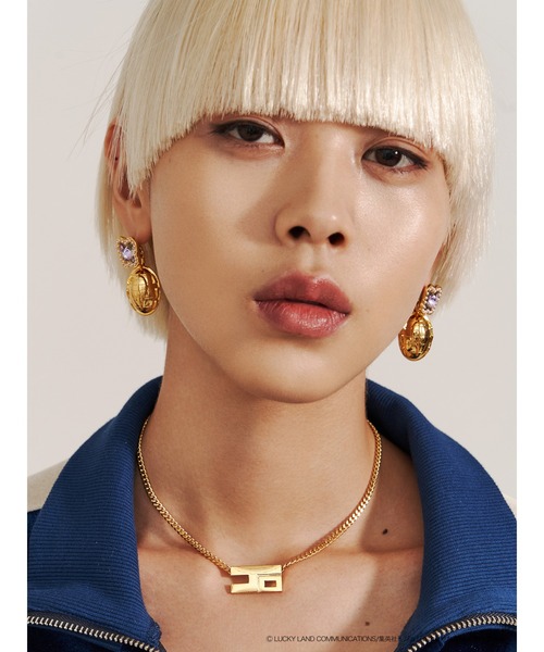 PAMEO POSE（パメオ ポーズ） ピアス（両耳用）「ジョジョの奇妙な冒険