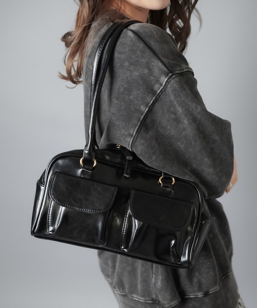 SPINNS（スピンズ） ボストンバッグ 2ポケット付き 合皮ボストンバッグ