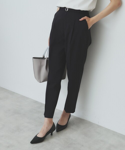 index（インデックス） パンツ ベルト付きストレッチテーパードパンツ