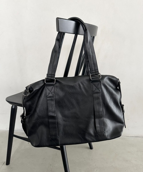 美品 トゥミ ボストンバッグ 黒 ロゴプレート 2way A4収納 ナイロン x