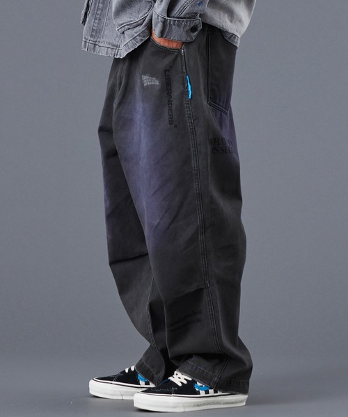 Liberaiders（リベレイダース） チノパン HANDWRITING PRINT CHINO