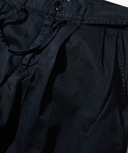 CAHLUMN（カウラム） パンツ Extra Long Staple Organic Cotton 2 Tuck