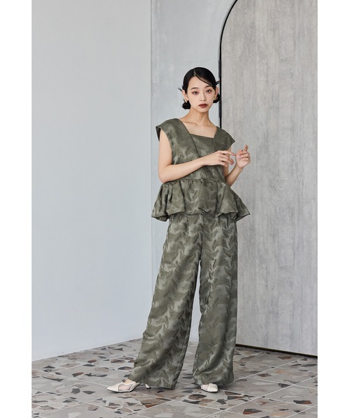 niana（ニアナ） パンツドレス ペプラムセットアップドレス ワイド