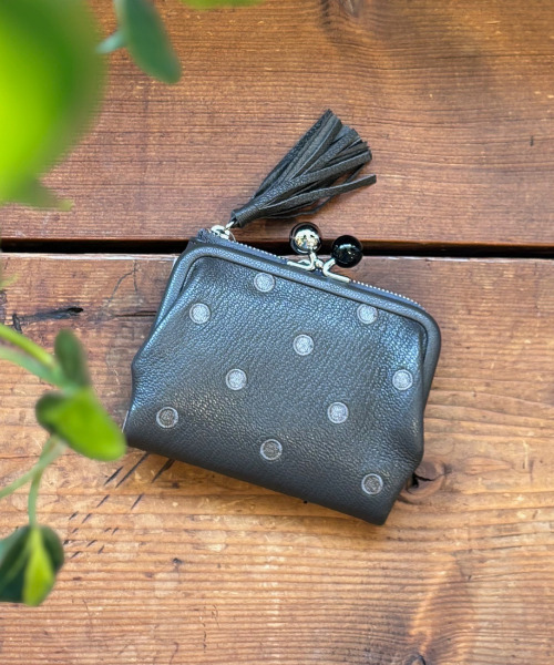 perche（ペルケ） 財布 perche / アクリル玉がま口2つ折り財布