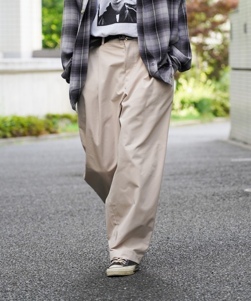 bukht（ブフト） パンツ 2TUCK WIDE TAPERED TROUSERS ツータック