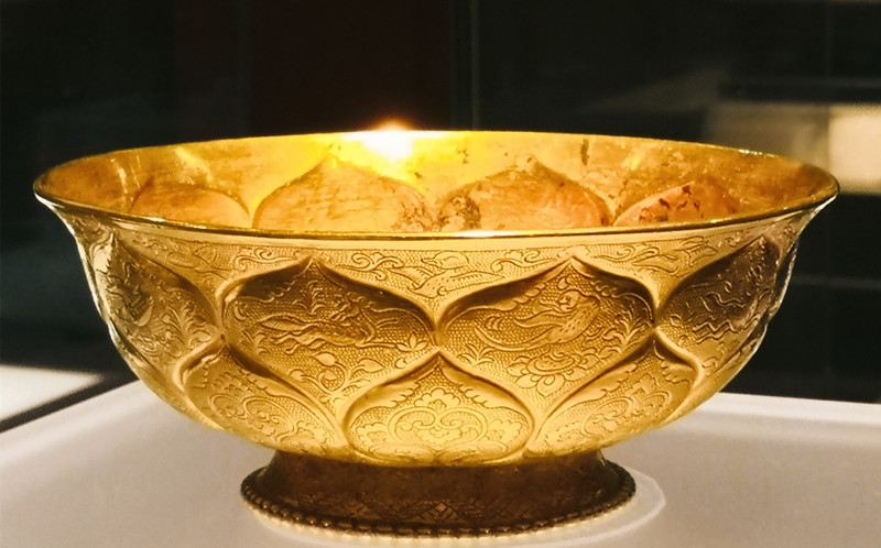 銅碗 大唐貞観鴛鴦鴻雁干支神獣蓮花招財碗 装飾品 現代工芸品 美術品