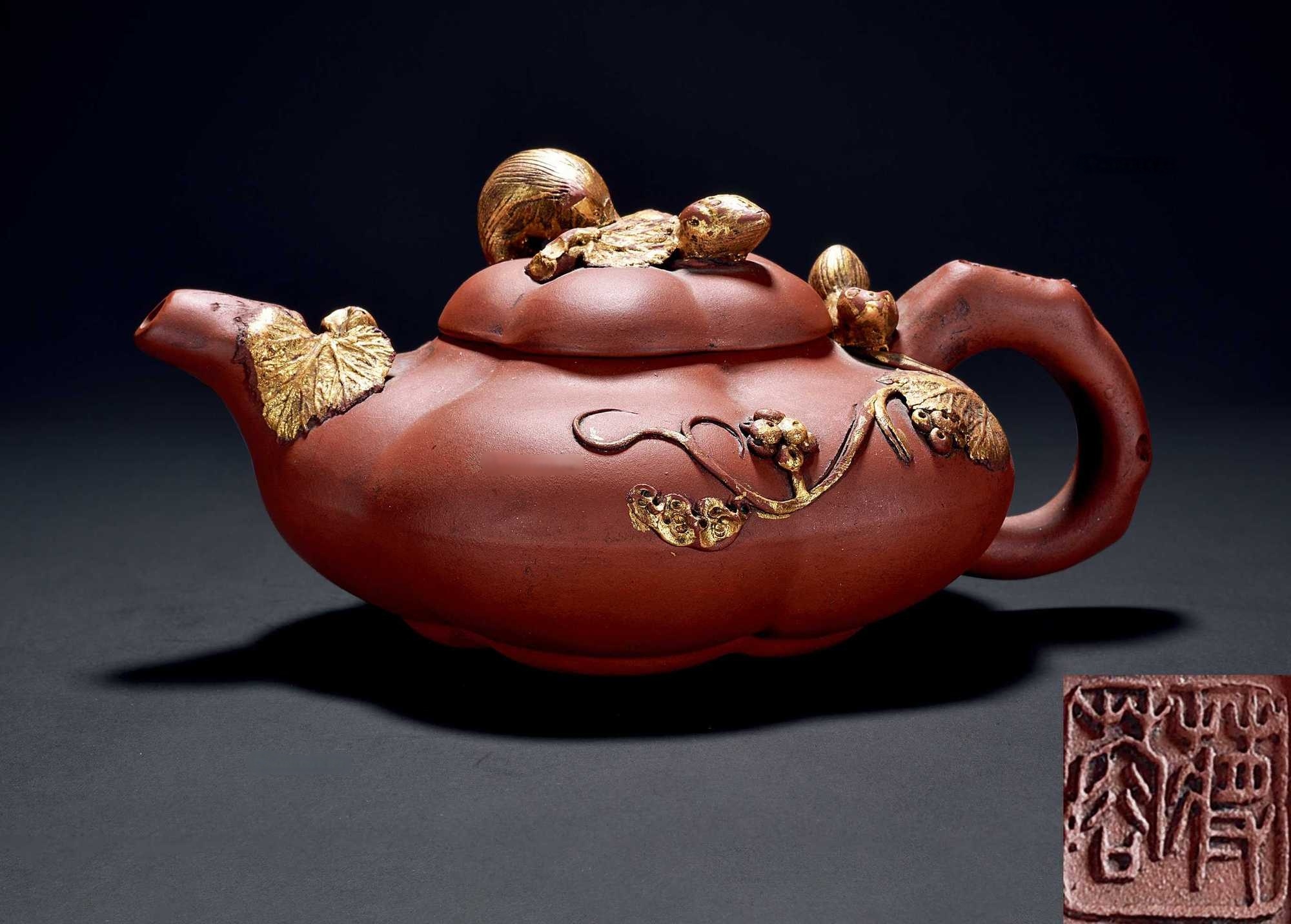 拍品蒋蓉款紫砂描金鼠来宝南瓜壶|紫砂拍卖频道—紫砂之家
