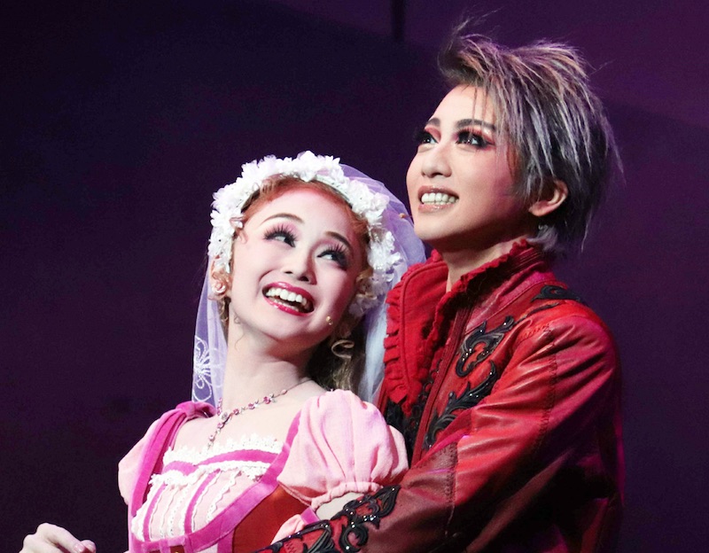 星組 東京建物 Brillia HALL公演 ロックオペラ モーツァルト