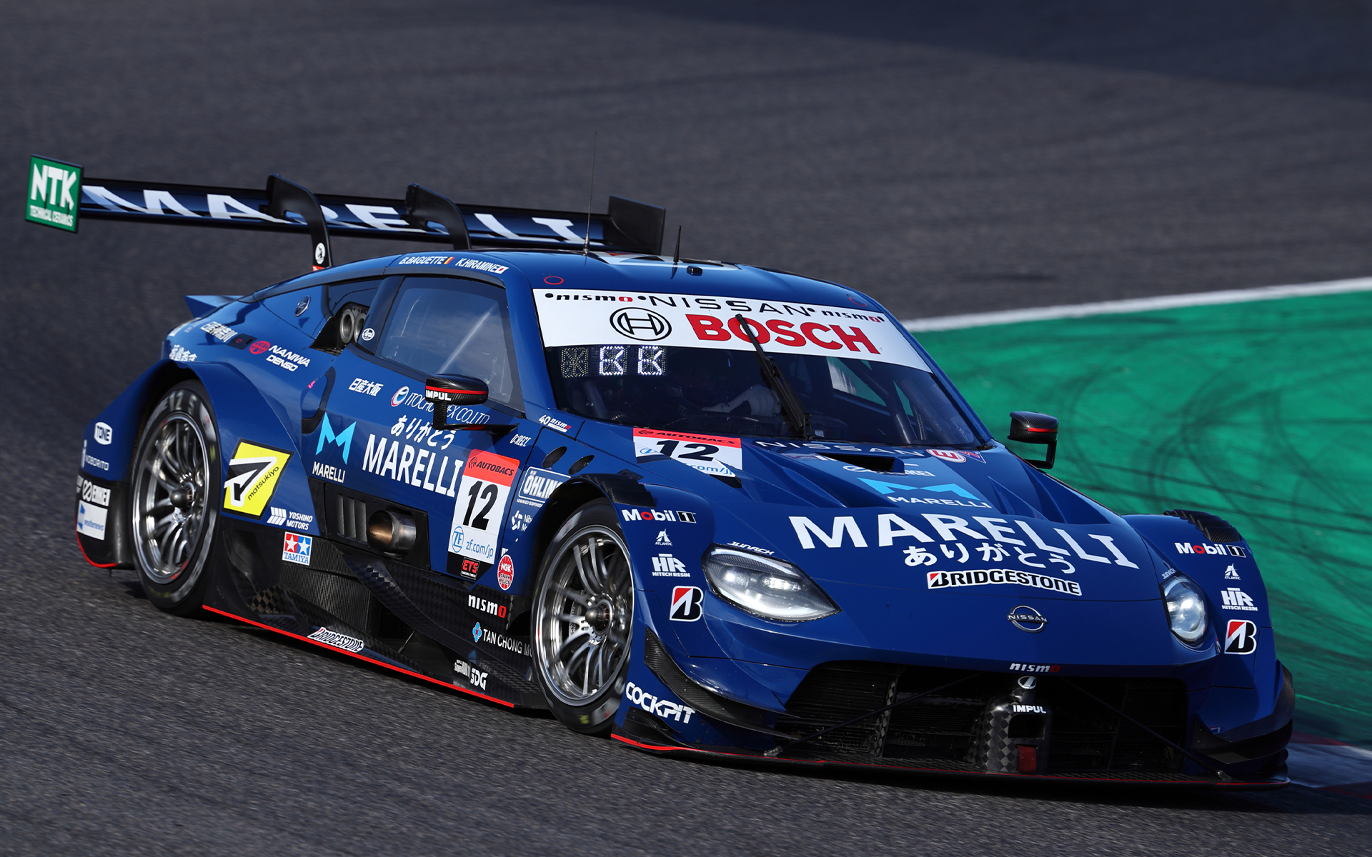 インパル特注 calsonic IMPUL Z 2023 Winter Test Nissan Z Calsonic