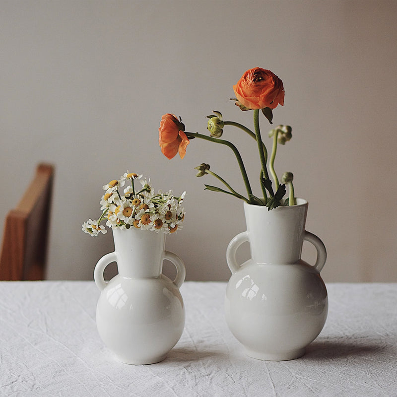 アンティーク風ホワイトフラワーベース – acacia