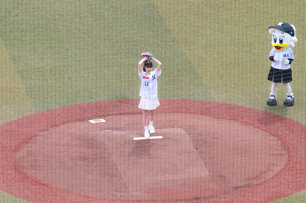 元乃木坂46・高山一実、地元・千葉で人生初の始球式！ | ACTRESS PRESS