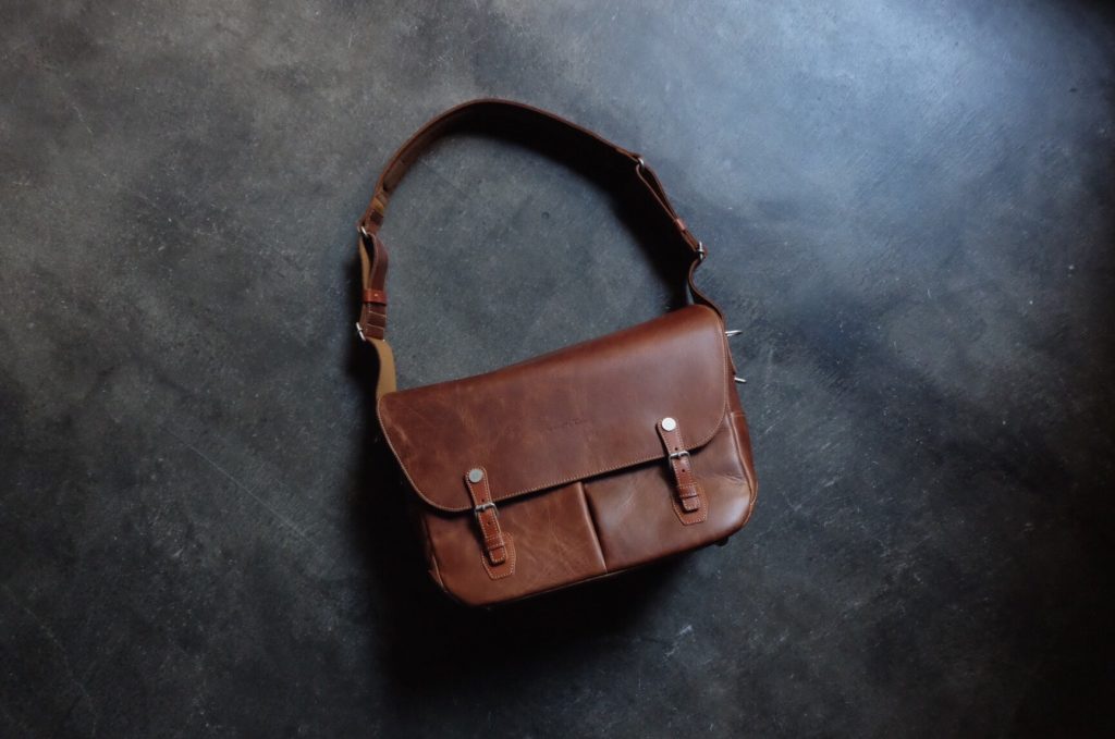 6C747C7B-FB82-48A4-8B5F-