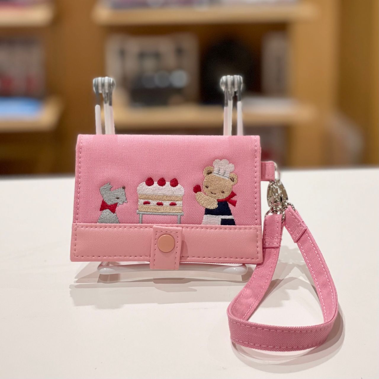 ファミリア ペンケース 芦屋モンテメール店限定 芦屋4周年⭐︎限定商品