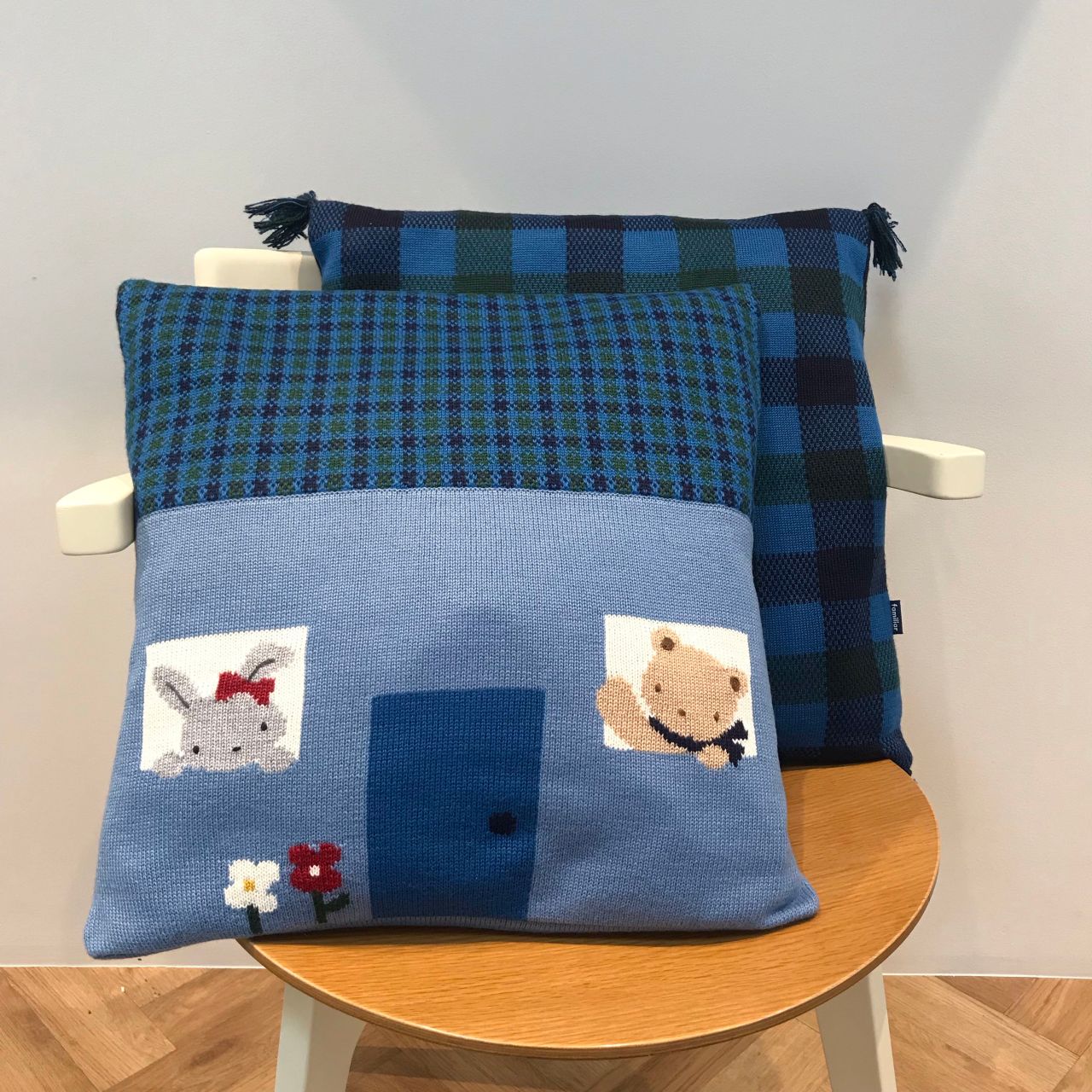 おうち時間を楽しもう♪【クッションカバーとブランケット