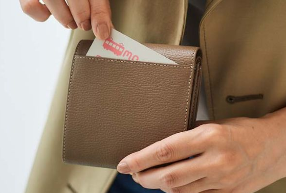 2025 秋冬新作】大容量・2つ折り財布ロトロに新素材追加！秋財布にも