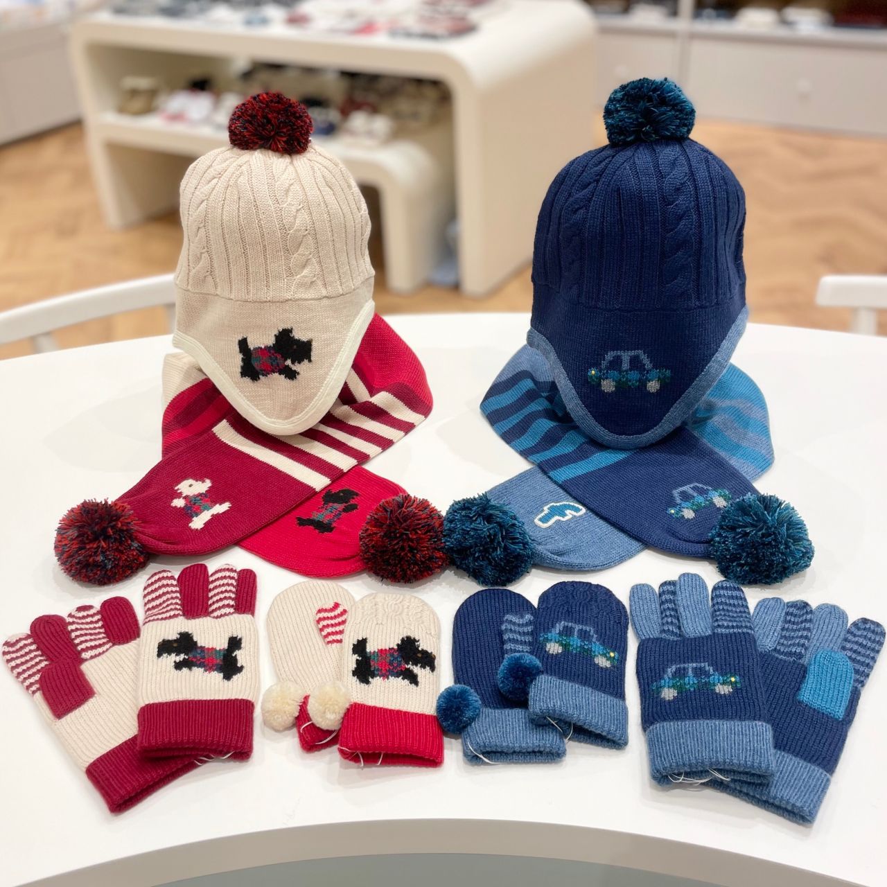 ファミリア 手袋 ファミリア 手袋 暖か