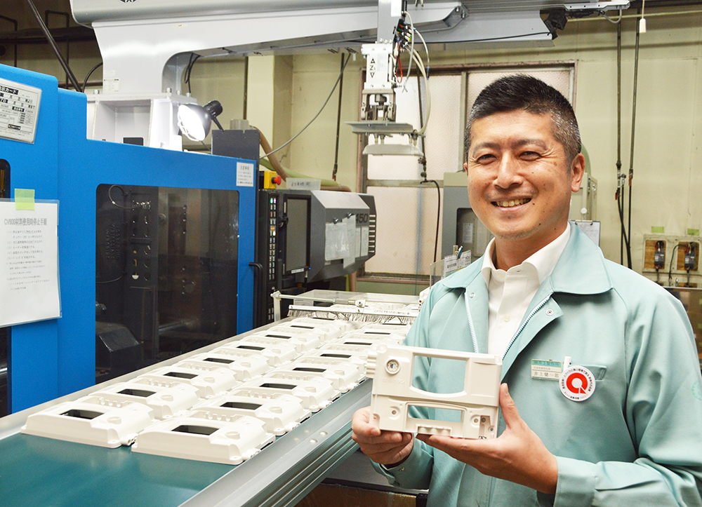 精密プラスチックを成形・製造。世界で部品が活躍する株式会社井上