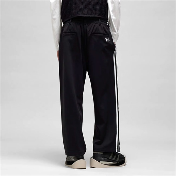 Y-3 ワイスリー スリーストライプス ワイド トラックパンツ IW0080 Y-3