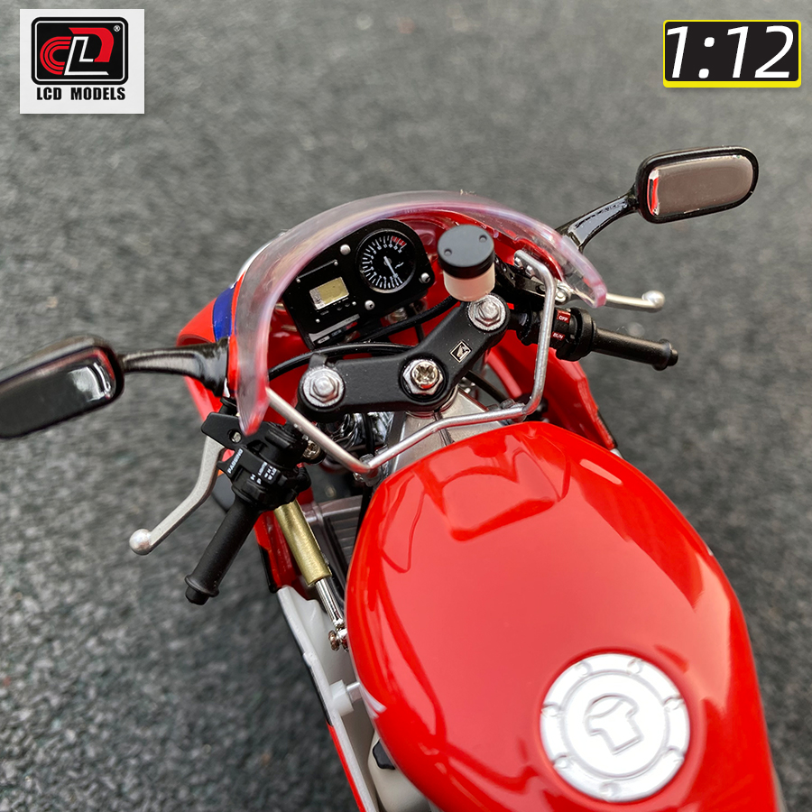 LCDMODELS HONDA NSR250R SP 1/12 Honda NSR250R SP LCD Models
