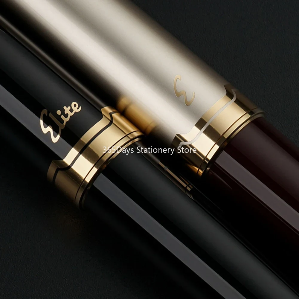 14K PILOT 茶色と金色の万年筆 14K PILOT 茶色と金色の万年筆