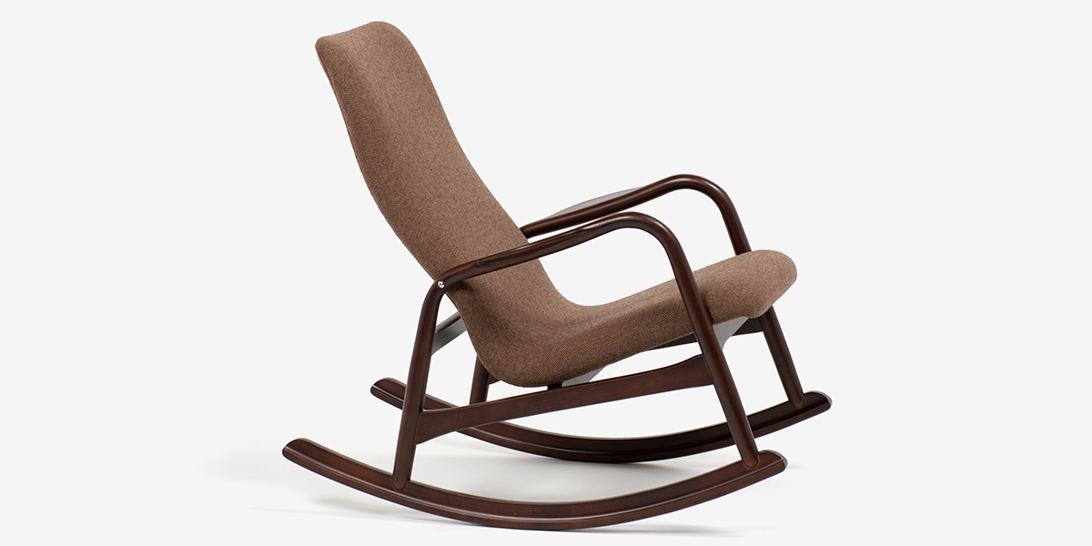 No.1 | 曲木家具専門ブランドの秋田木工