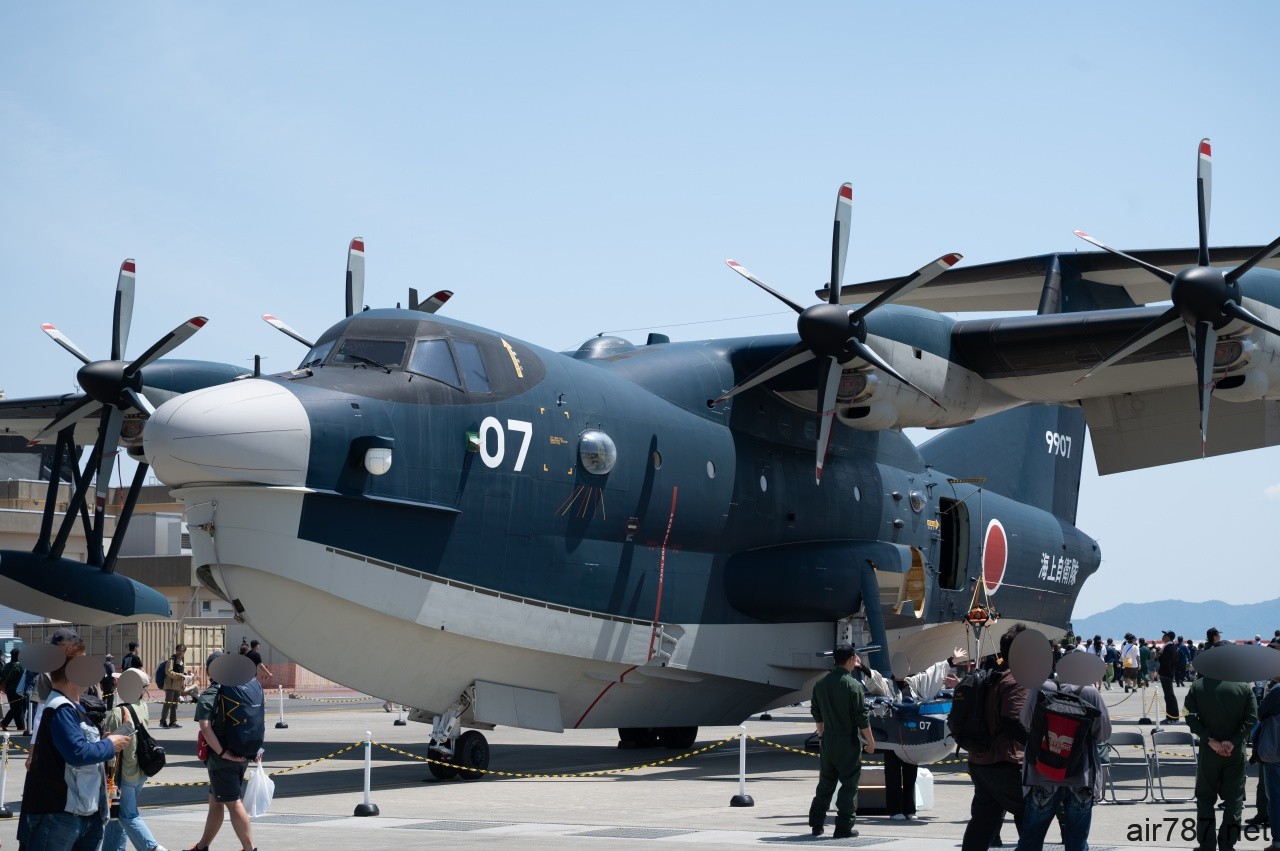 NATO軍用航空史 RAFベル412未開封+C-130自衛隊40周年2点組490 NATO軍用