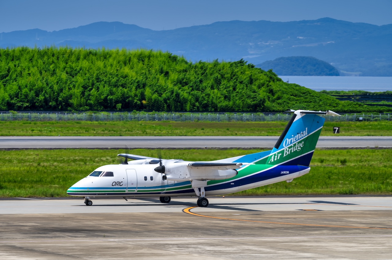 オリエンタルエアブリッジDHC8-200 セット ATR42-600 1/100