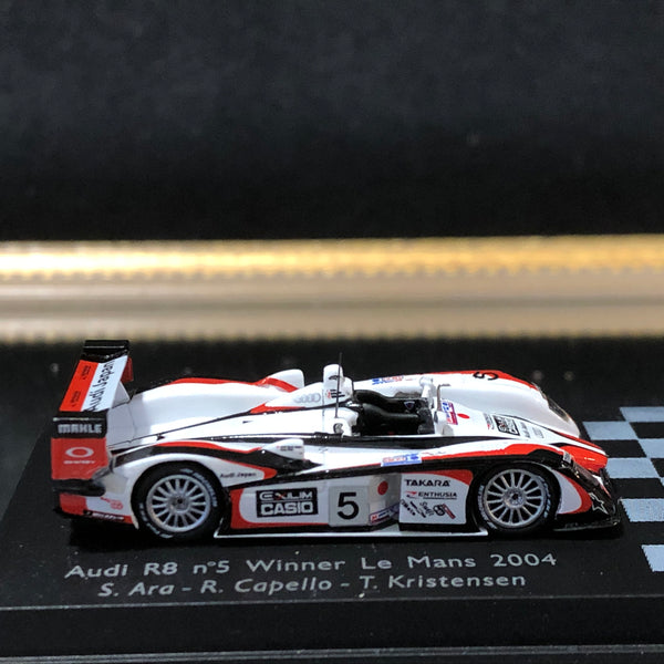 Audi R8 2004 Le Mans Winner N 5 S Ara - R Capello - T Kristensen