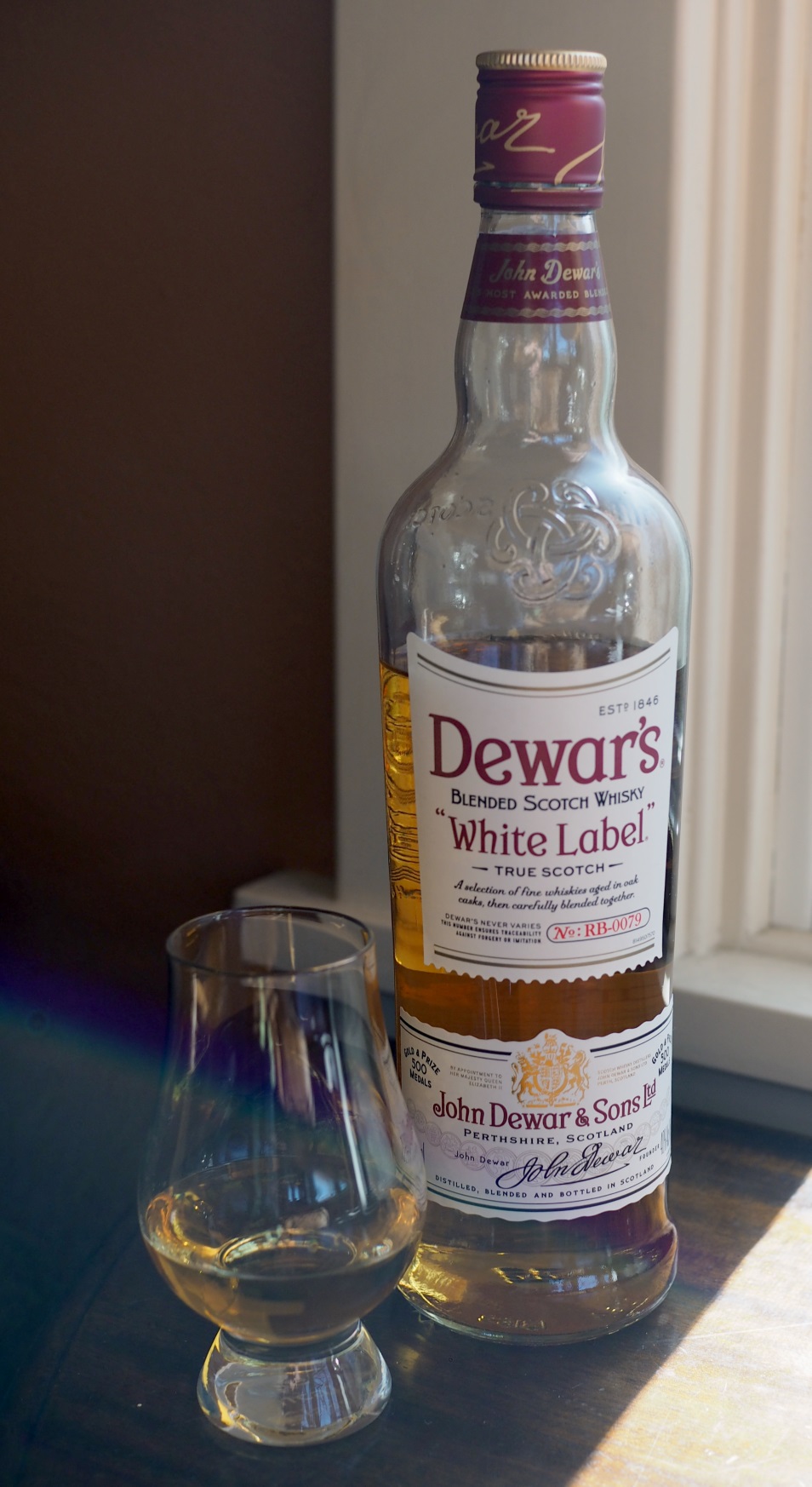 Whisky and Words Number 43: Dewar's White vs. Johnnie Walker Red