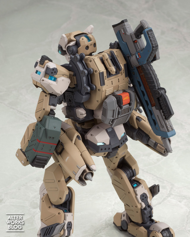 ボーダーブレイク クーガーNX 強襲兵装」プラスチックモデルキットご