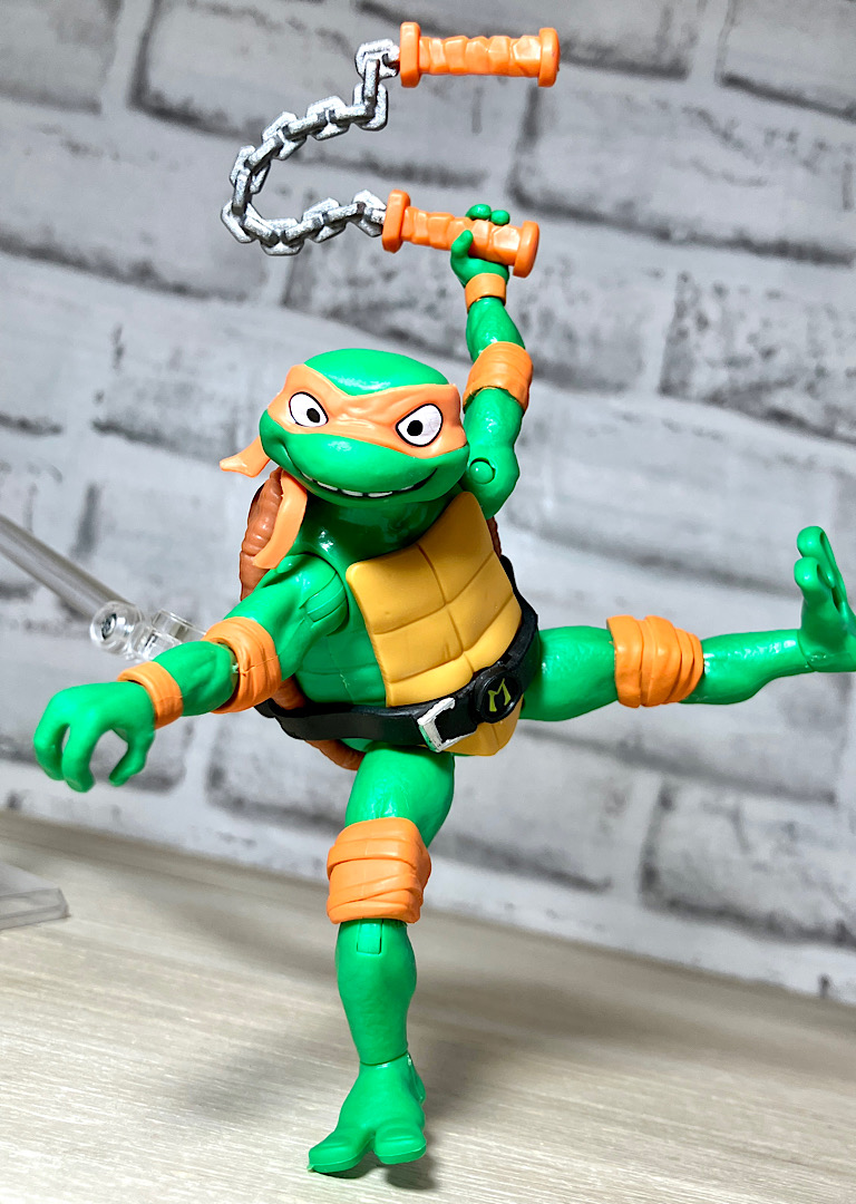 ミュータント・タートルズ 27 ピザトッシンミケランジェロ タカラ