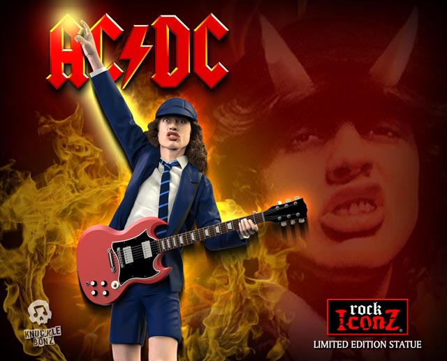 AC/DC アンガス・ヤングの新たなフィギュアが発売決定 - amass 【中古