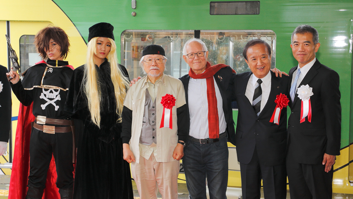 西武線で新・銀河鉄道999デザイン電車が出発進行！デビュー記念